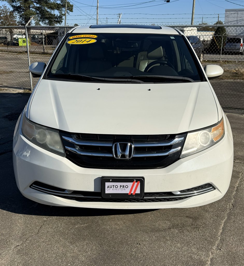 2014 Honda Odyssey EX-L's photo