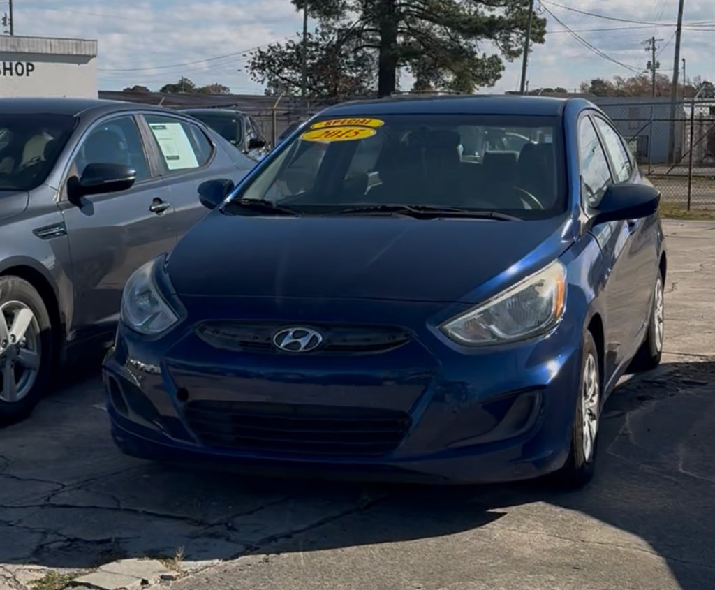 2015 Hyundai Accent GLS's photo